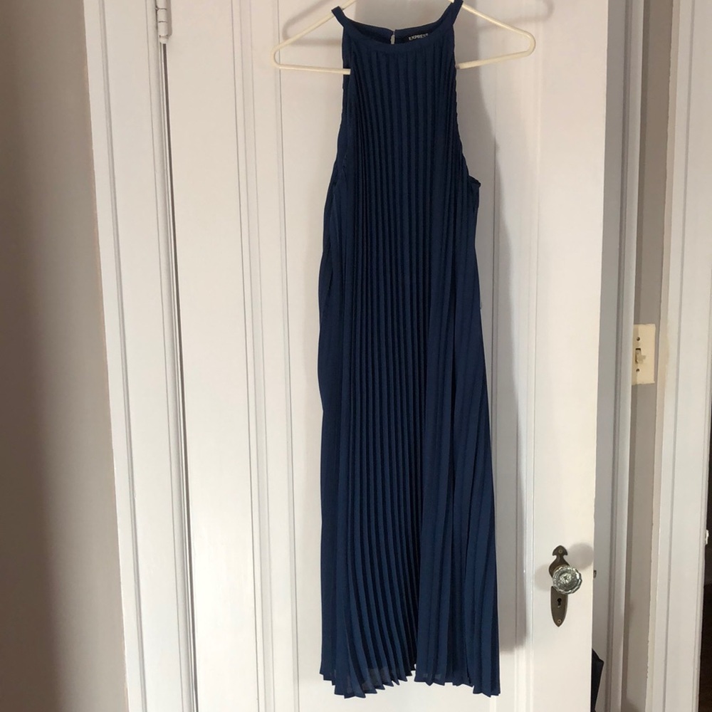 NWT Express navy pleated midi dress